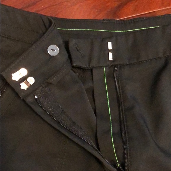TAIL tech golf capri pants - Picture 3 of 5